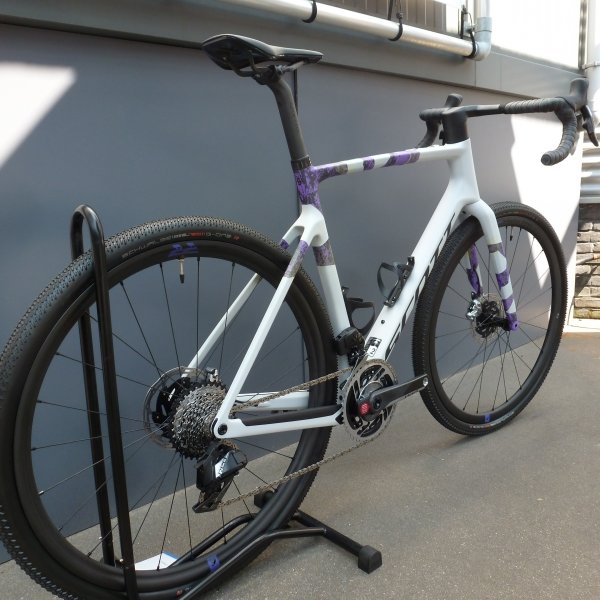 Scott Addict Gravel RC - Cycling Lampaert