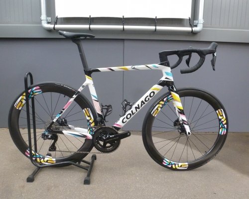 colnago v4rs tadej edition